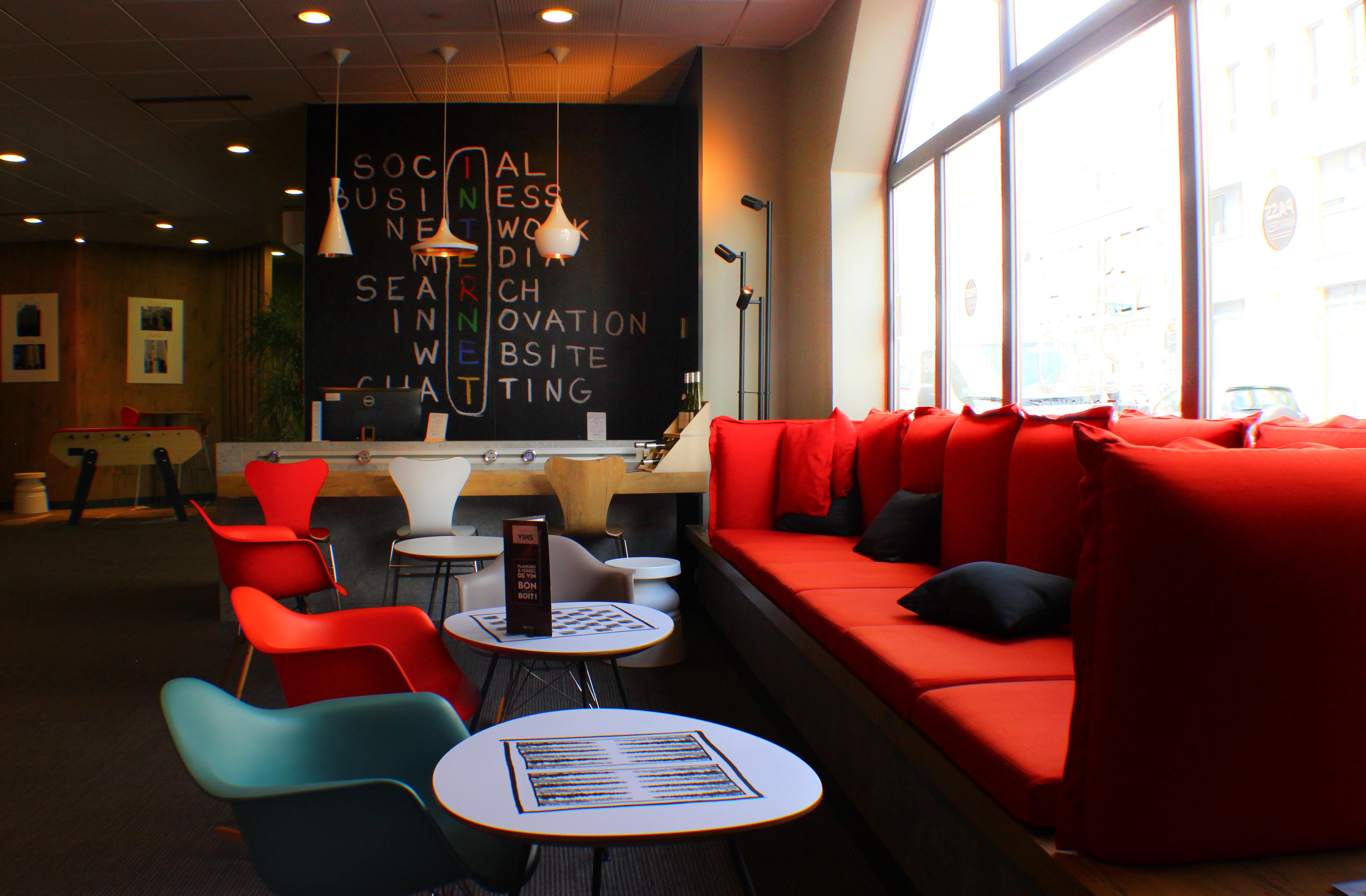 Ibis Nantes Centre Tour Bretagne Hotel Екстериор снимка