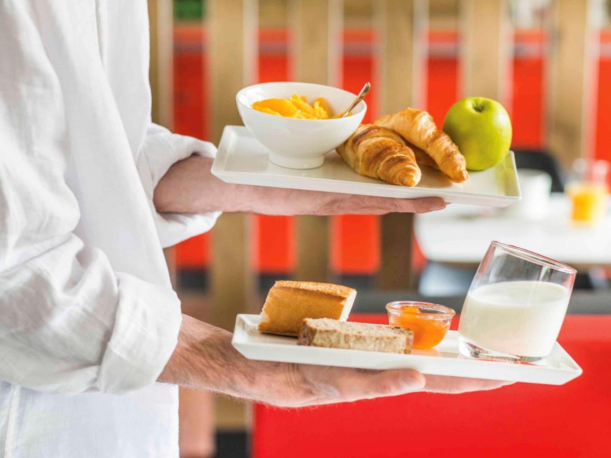 Ibis Nantes Centre Tour Bretagne Hotel Екстериор снимка